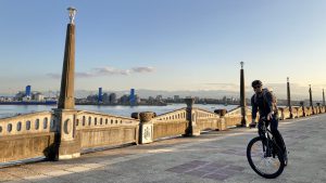 موج شکن جدید انزلی دوچرخه سواری